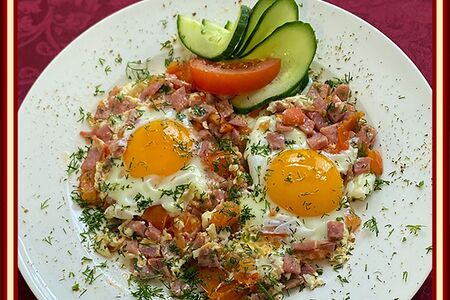 Яичница с ветчиной