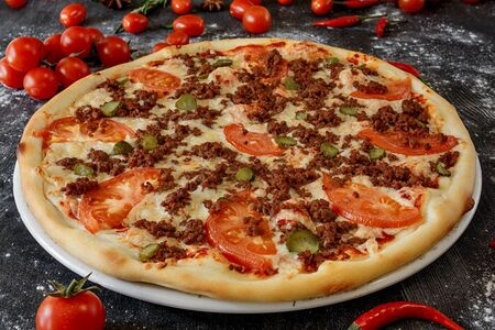 Пицца Болоньеза