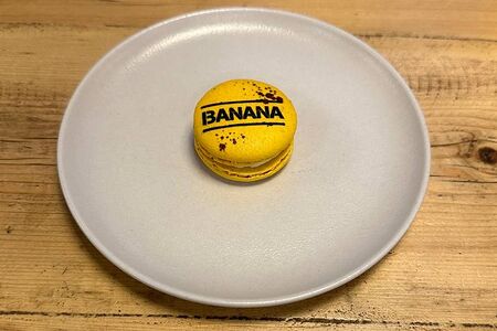 Макарон Банан