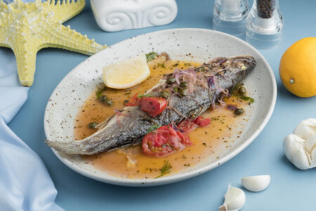 Сибас по-гречески