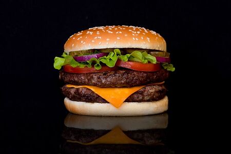 Двойной Бай Тейсти Бургер