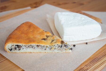 Осетинский Мясо-сыр-грибы