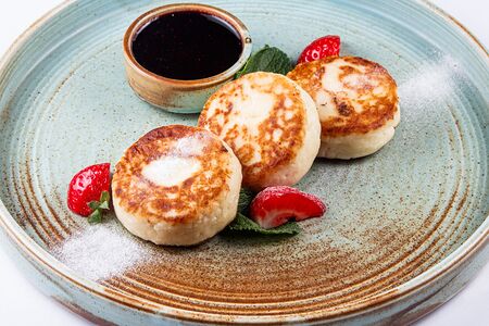 Сырники с топпингом 