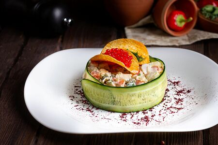 Оливье с крабом