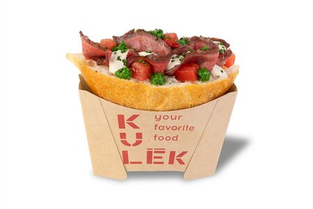 Ростбиф, томатная сальса и соус из тунца