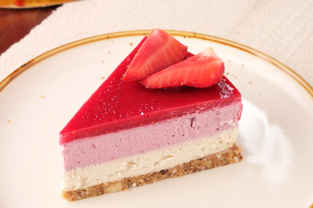 Raw десерт малиновый пай