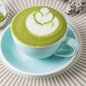 Սառը Մատչա կաթով