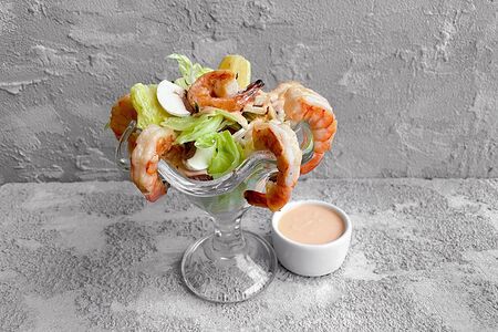 Коктейль из креветок