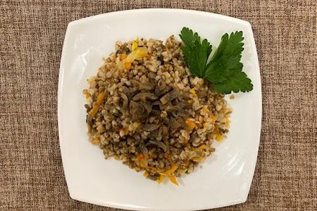 Гречневая каша с грибами