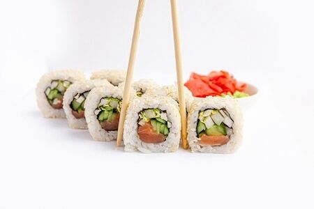 Ролл Сяке Кунсей