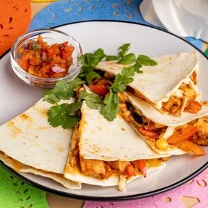 Кесадилья с цыпленком