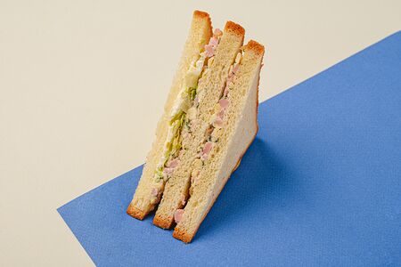 Сэндвич с ветчиной и сыром