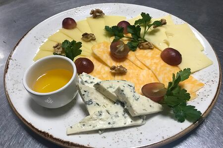 Сырное ассорти