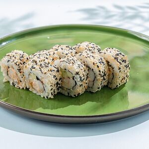 Острый ролл с креветкой