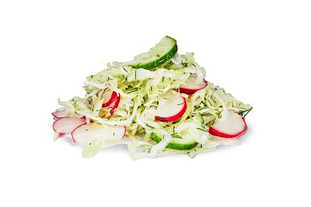 Салат из редиса, свежих огурцов и капусты