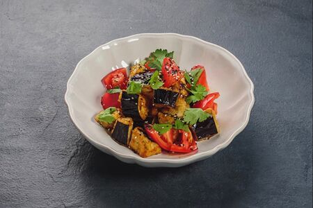 Салат с баклажанами