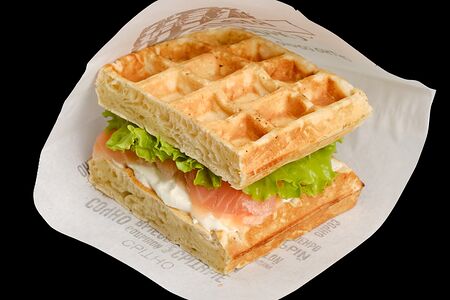 Вафля с семгой