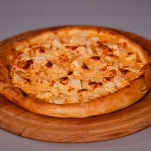 Пицца курица и ананас