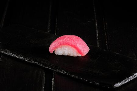 Суши магуро