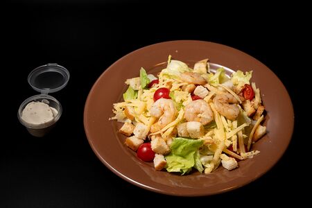 Салат Цезарь с креветкой 