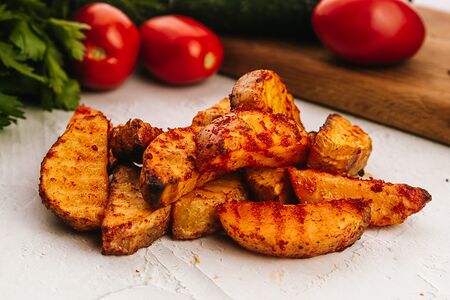 Запечённый картофель по-деревенски