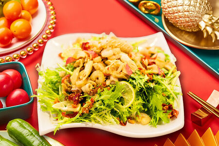 Салат из рукколы с морепродуктами №208