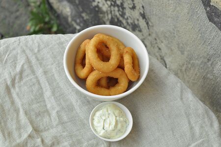 Луковые кольца во фритюре