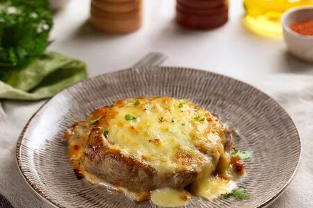 Свинина с сыром