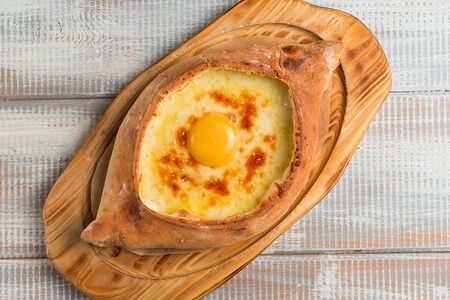 Хачапури по-аджарски