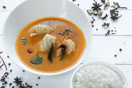 Суп Том ям с морепродуктами