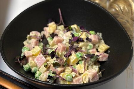 Столичный салат с индейкой