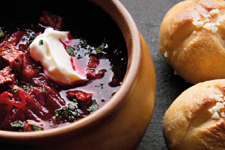 Борщ с пампушками