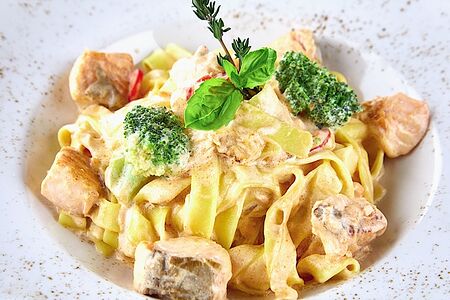 Фетучини Сальмон