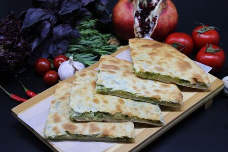 Хачапури со шпинатом и сыром