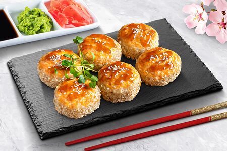 Ролл запеченная Калифорния с кунжутом
