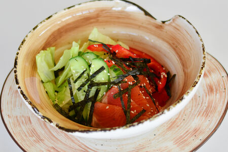 Поке с лососем