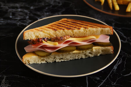 Сэнвдич Клаб