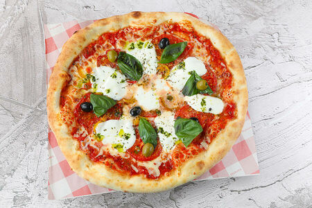 Пицца Капрезе