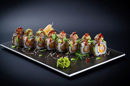 Ролл с тартаром из тунца