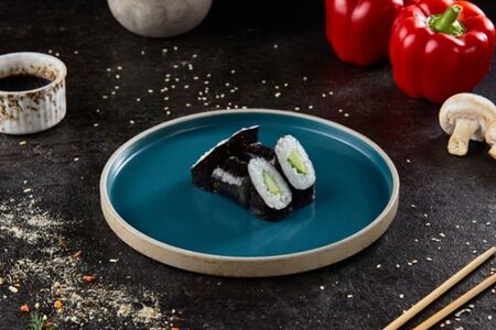 Хосомаки с авокадо