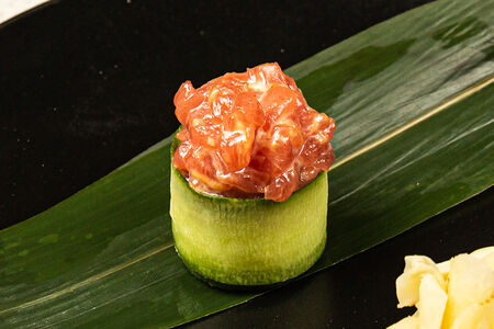 Гункан с тунцом