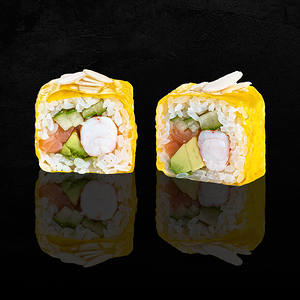 Креветка с лососем в маменори