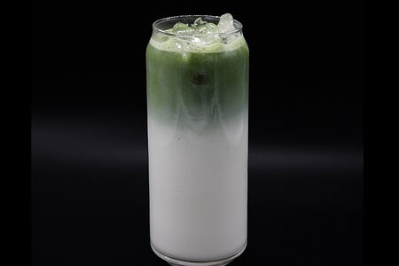 Айс матча-латте зеленая