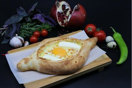 Хачапури по-аджарски