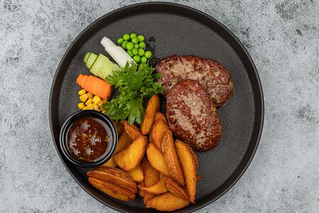 Котлеты из телятины жареные