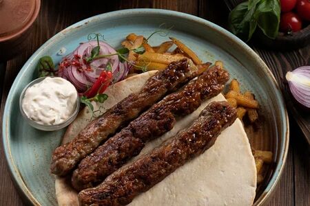 Jагнетина-чевапи