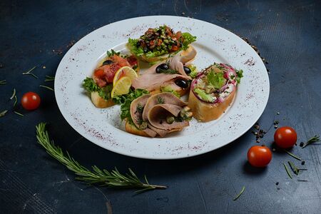 Ассорти из брускет