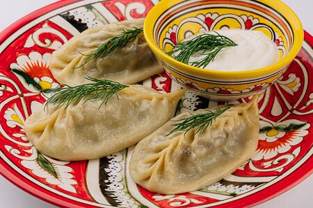 Манты с говядиной