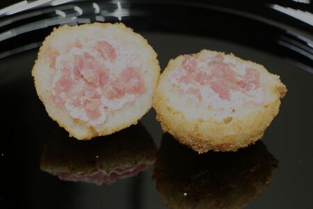 Онигири Темпура с тунцом