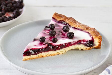 Пирог Смородина и сметана